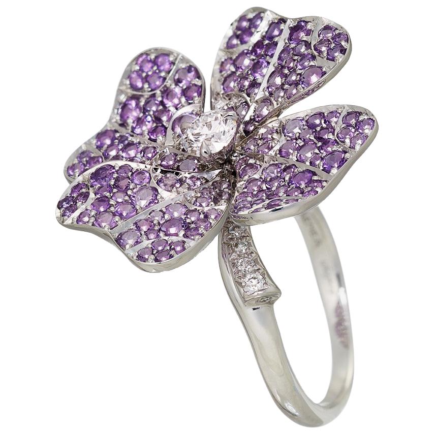 AENEA 18k White Gold Pink Sapphires White Diamonds Flower Ring For Sale 4