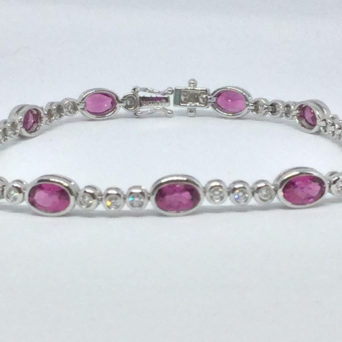 18 Karat White Gold Pink Tourmaline and Diamond Bracelet In New Condition For Sale In Wilton, CT