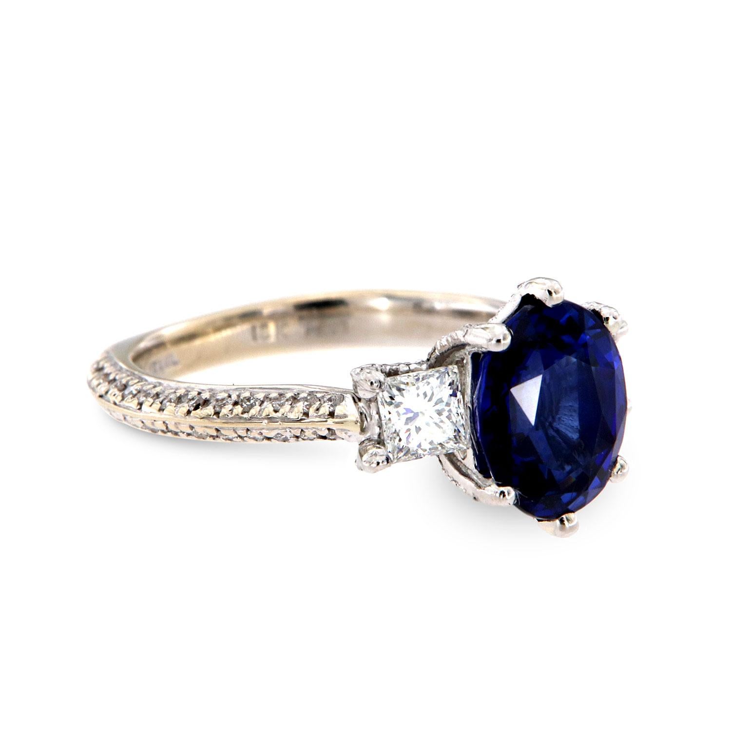 Oval Cut 18K White Gold and Platinum Oval Sapphire Diamond Ring GIA 'Center, 3.53 Carat' For Sale