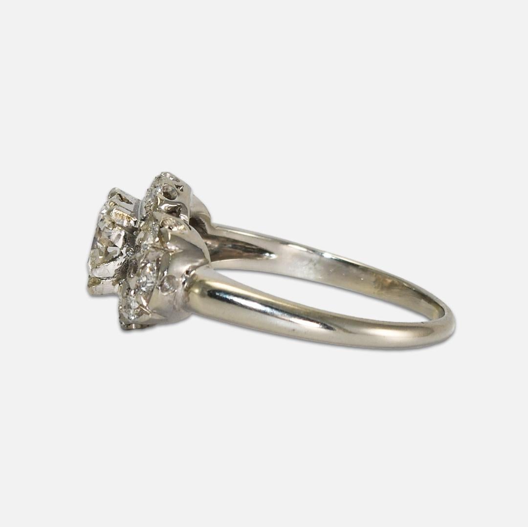 Alianza de boda de diamantes vintage en oro blanco y platino de 18 quilates en venta 1