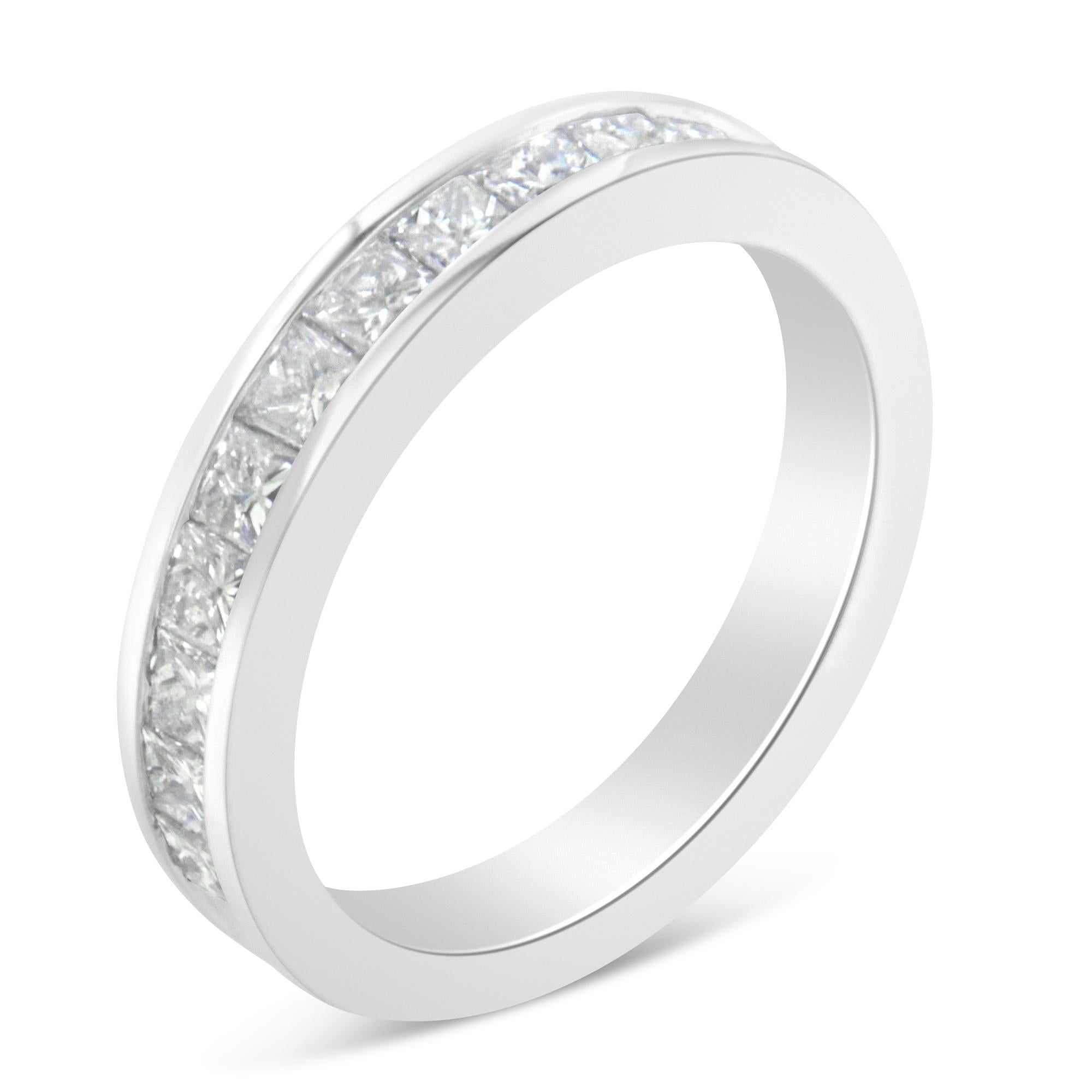 18K White Gold Princess Cut 1.0 Cttw Diamond Band Ring 3