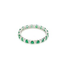 18k White Gold Princess Cut Diamond and Emerald Eternity Engagement Ring Cts 1.1