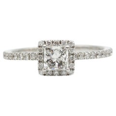 18 Karat Weißgold Diamant-Halo-Ring mit Prinzessinnenschliff 0,50 Karat G VS
