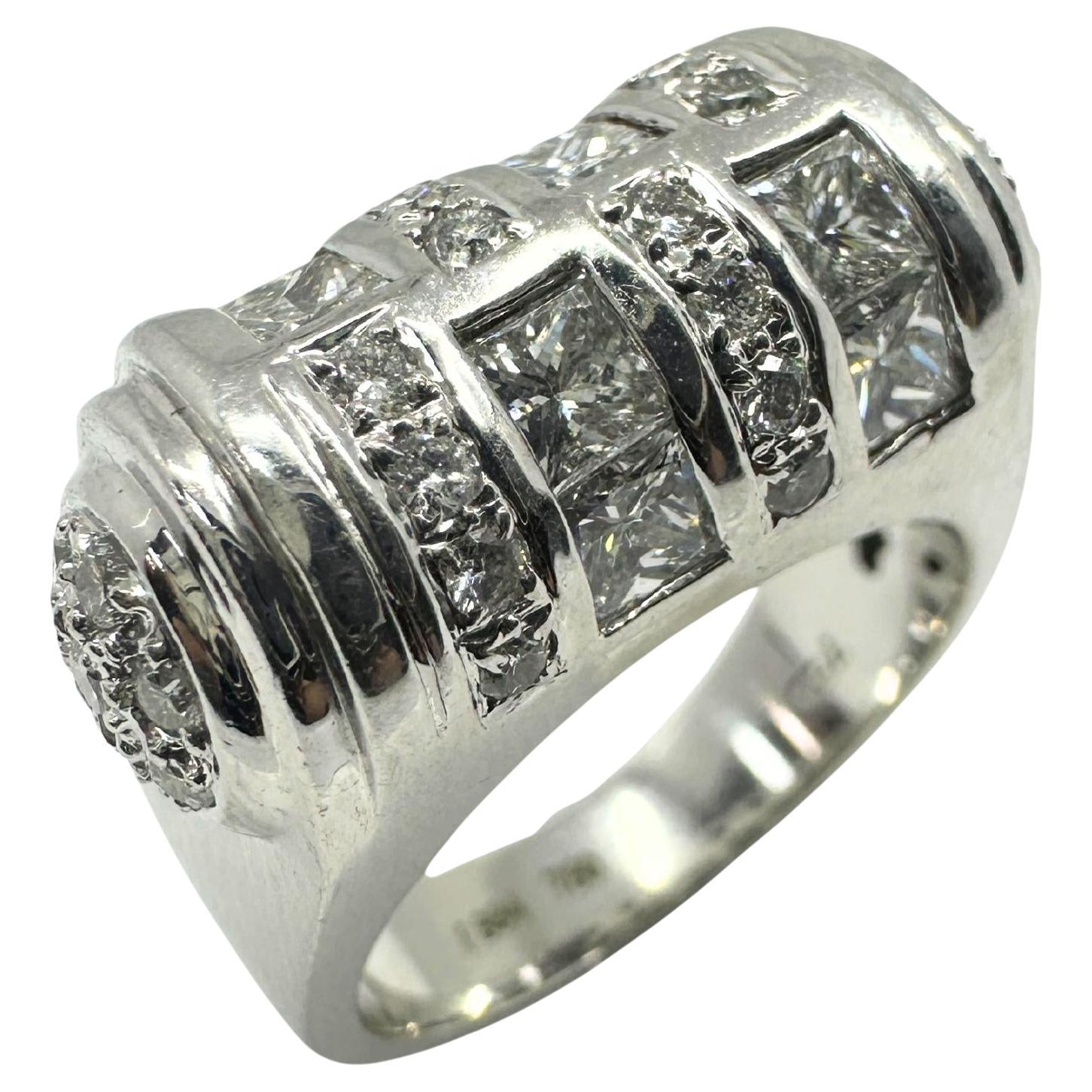 18K White Gold Princess Cut Diamond Ring