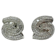 18K White Gold Princess Cut Diamond Spiral Earrings