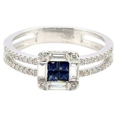 18k White Gold Princess‑Cut Sri Lankan Sapphire Cts 0.21 with Diamond Halo Ring