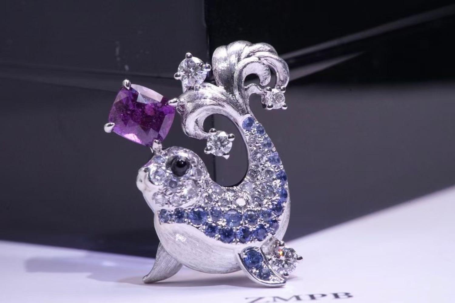 Modern 18K White Gold Purple 1.10CT Sapphire & Blue Sapphire Seal Pendant with Diamonds For Sale