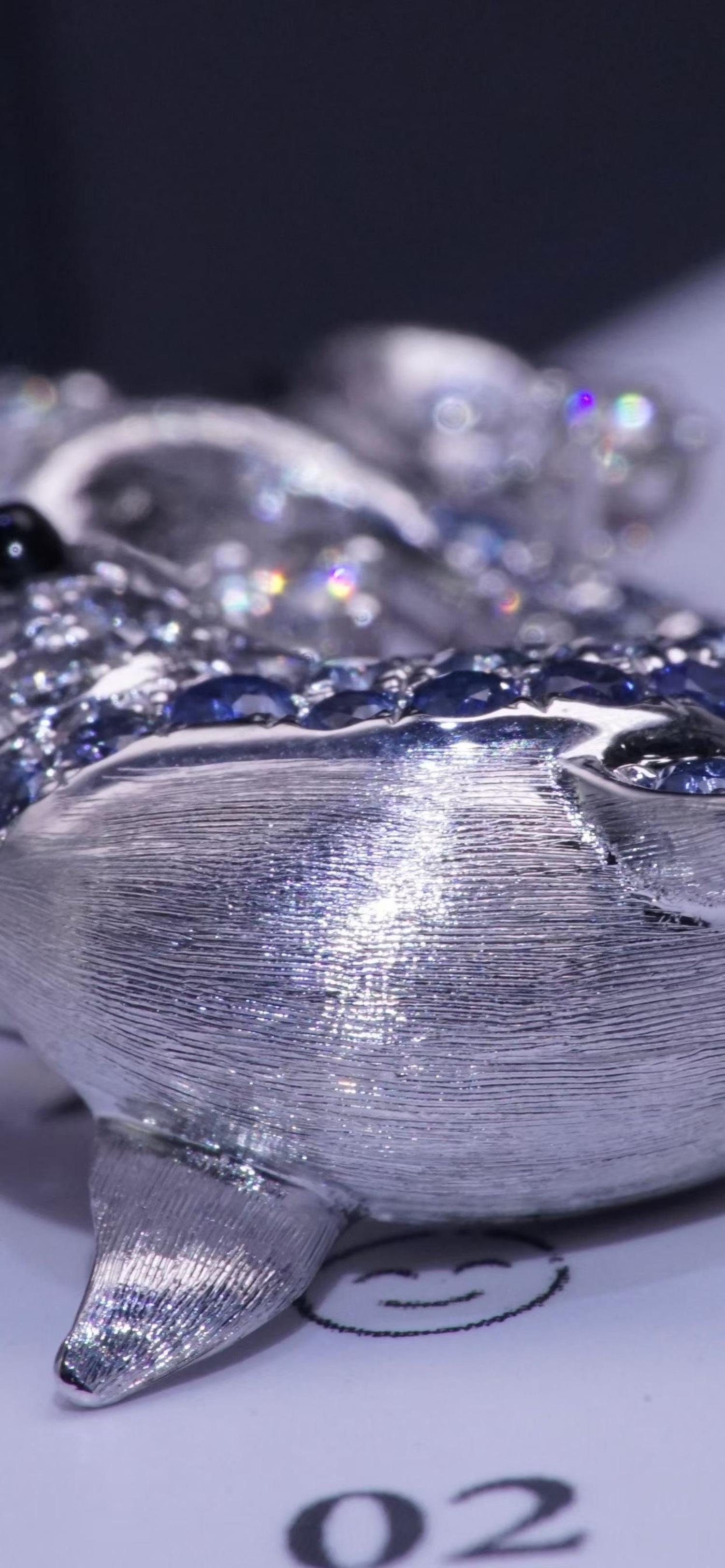 18K White Gold Purple 1.10CT Sapphire & Blue Sapphire Seal Pendant with Diamonds For Sale 1