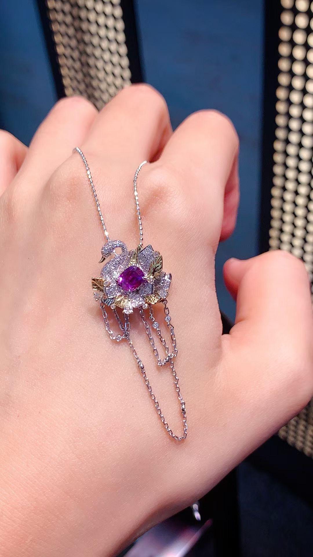 Women's or Men's 18K White Gold Purple Sapphire & Diamond 'Swan' Brooch Pendant For Sale