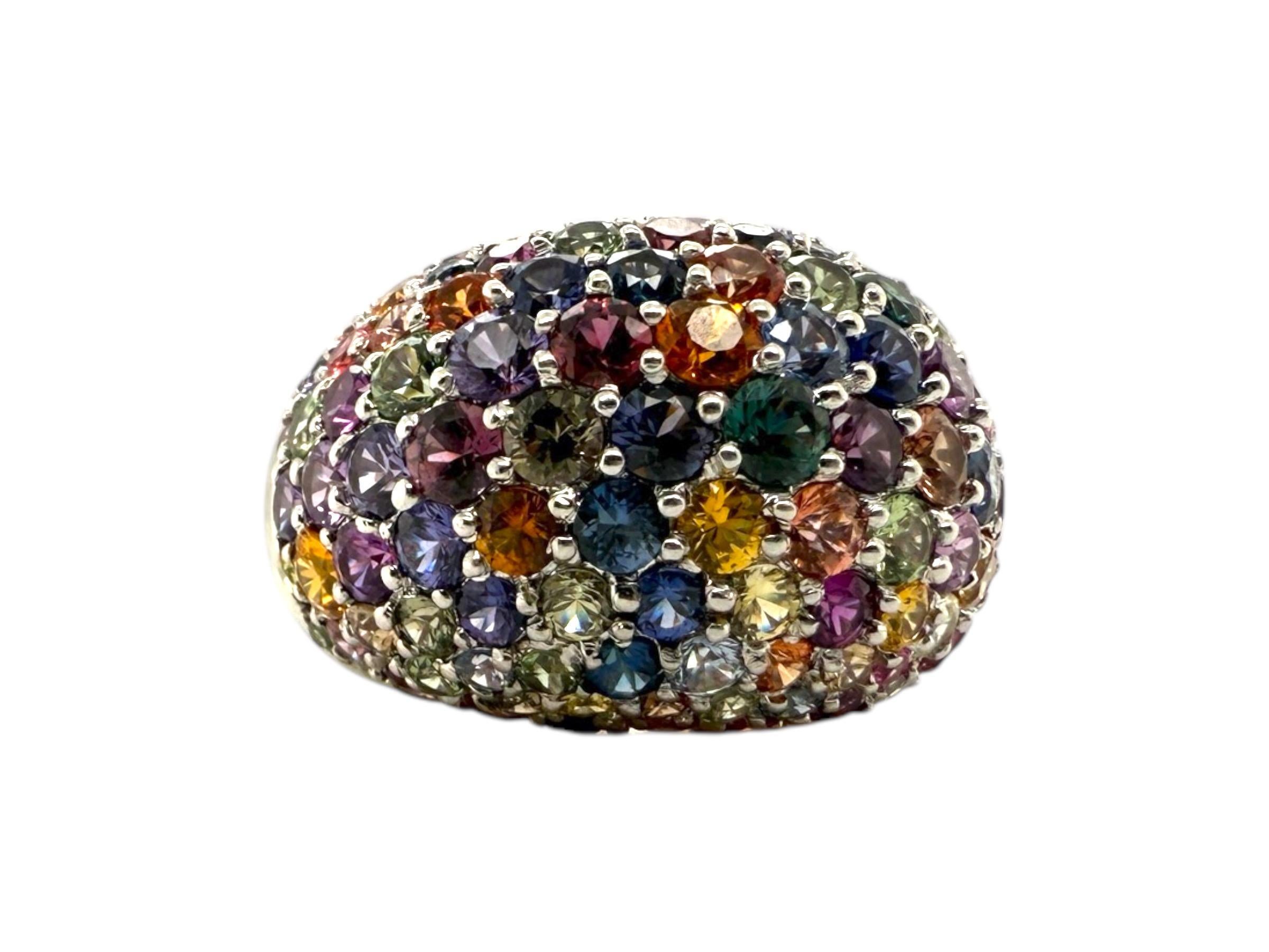 Round Cut 18K White Gold Rainbow Sapphire Dome Ring For Sale