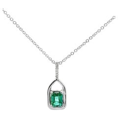 Collier Recarlo en or blanc 18 carats avec émeraude centrale et diamants