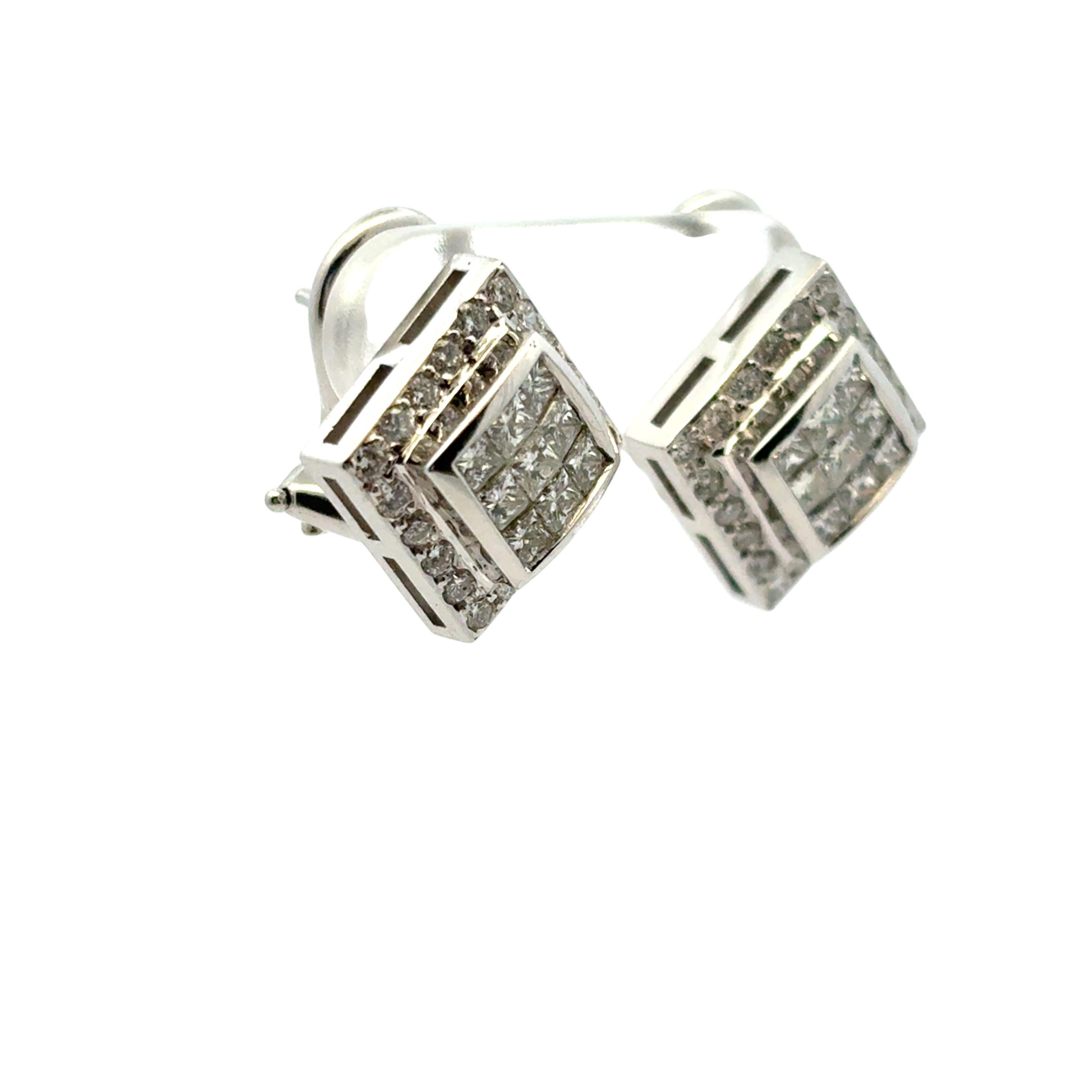 Taille ronde Boucles d'oreilles en or blanc 18k Rhombus approx. 0.82ctw Square Diamond Earrings en vente