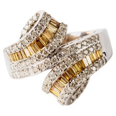 18k White Gold Ribbon Diamond Cocktail Ring