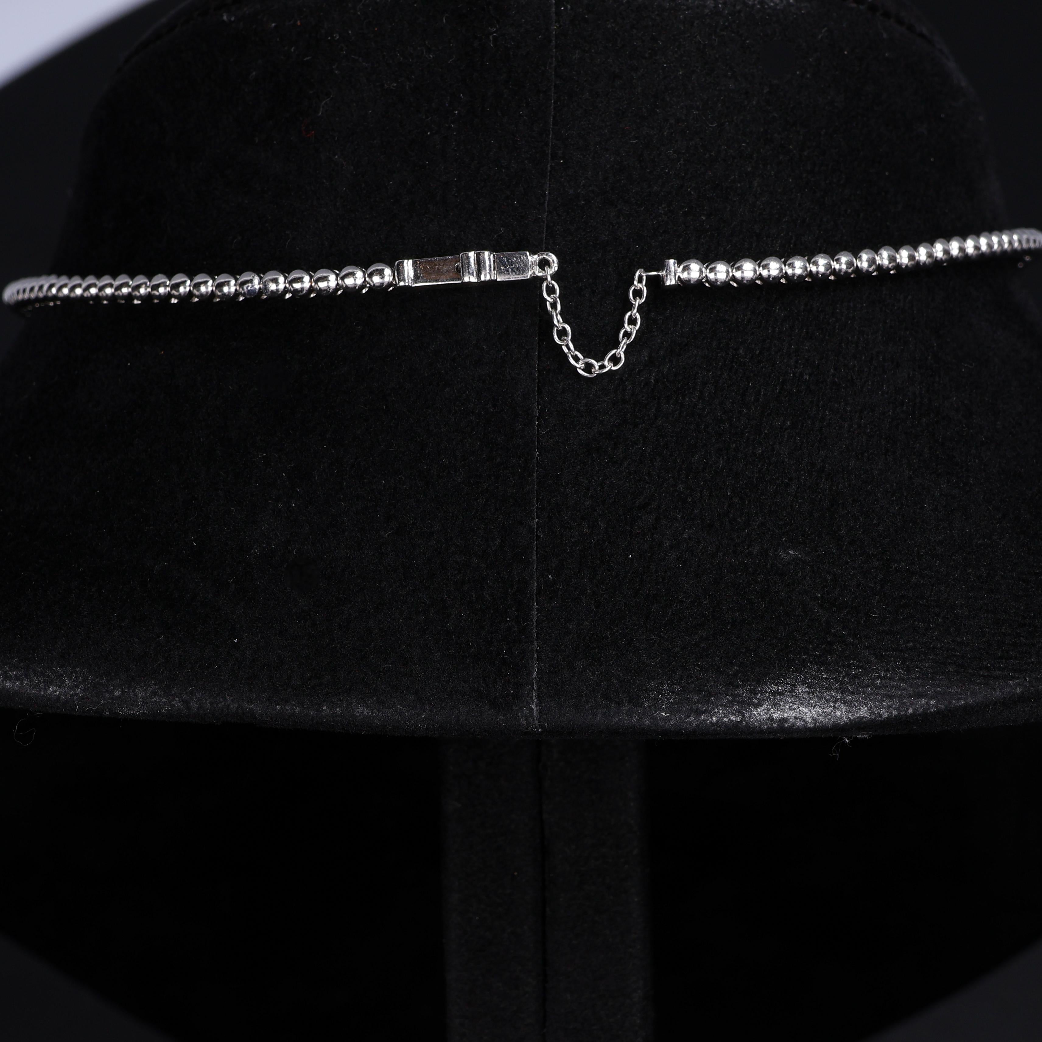 Femenino o masculino Gargantilla Rígida de Oro Blanco de 18 K con Diamantes en venta