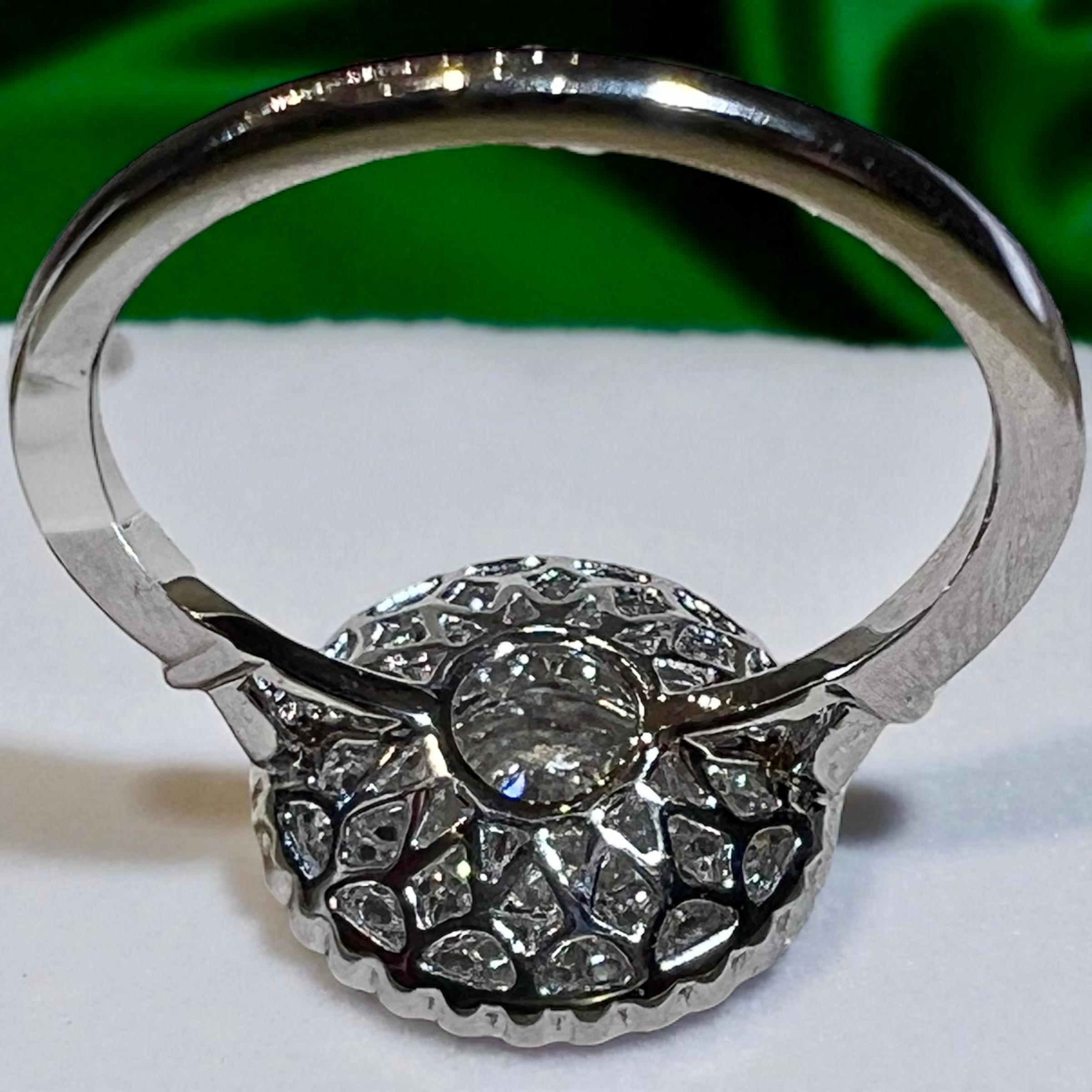 Bague en or blanc 18k  Diamant brillant moderne de 0,70 ct G/VS, inspiration art déco Pour femmes en vente