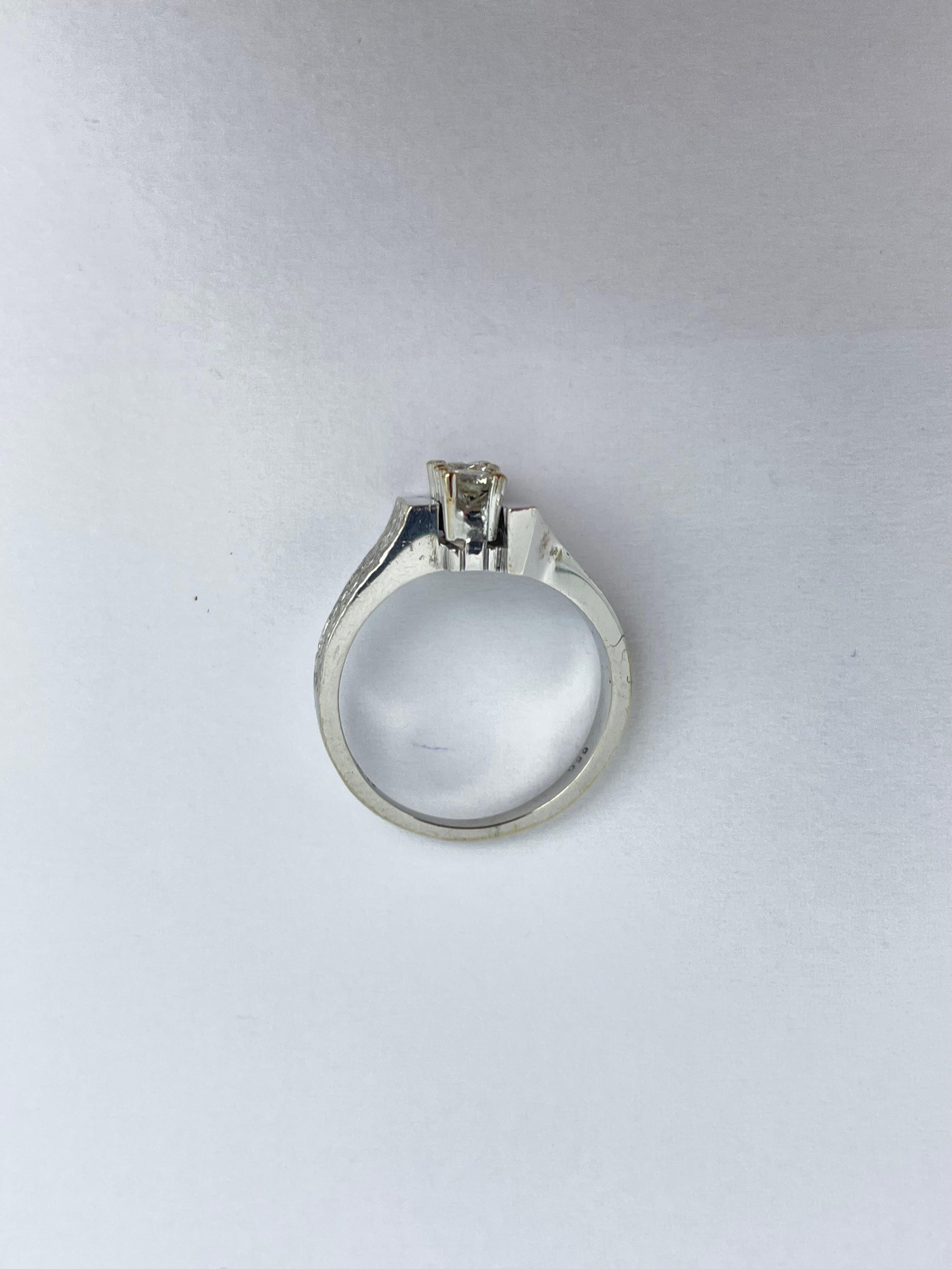18k White Gold Ring, Diamonds 0.50 Carat For Sale 2