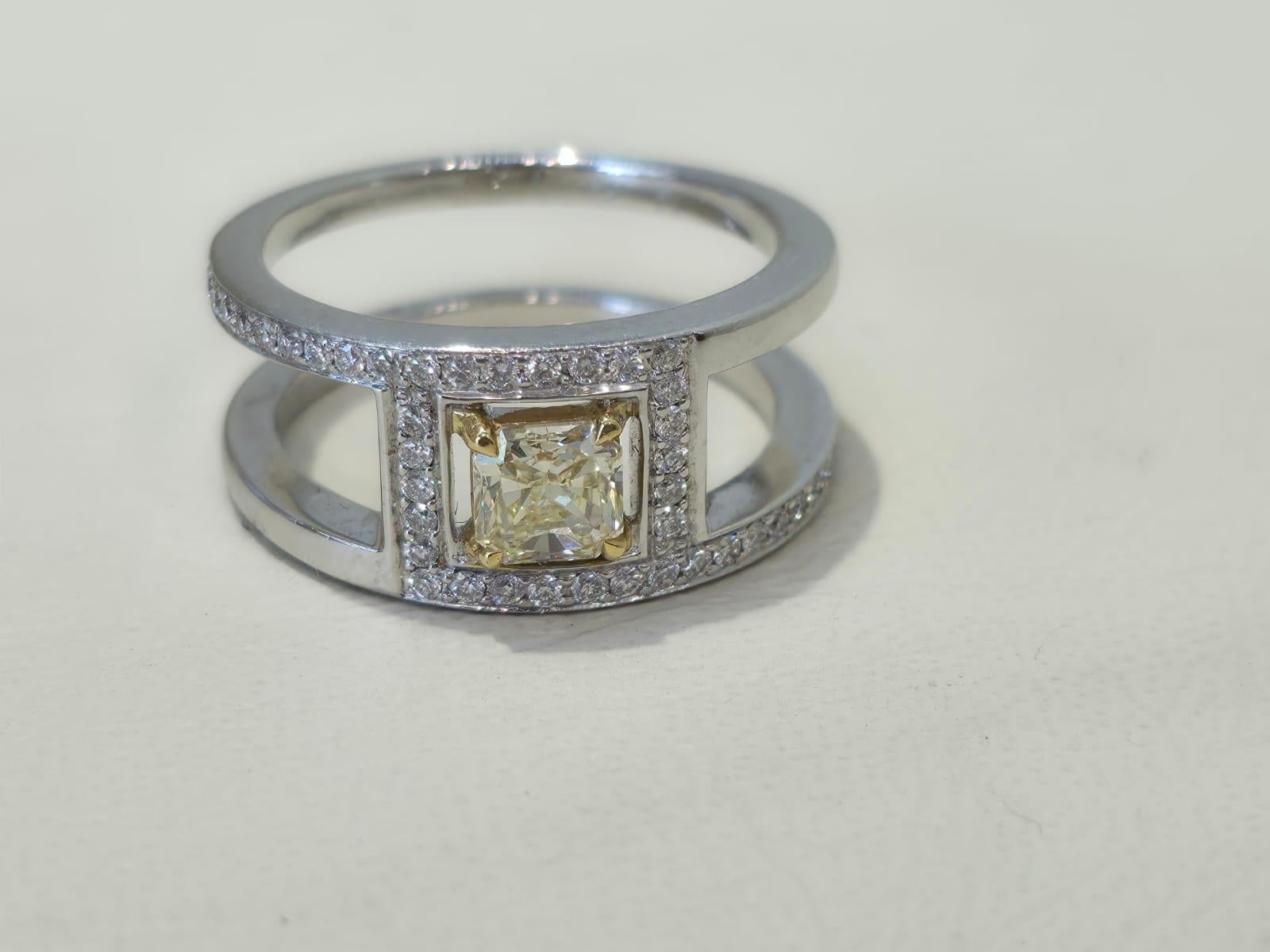 da uomo o donna Anello in oro bianco 18k in vendita
