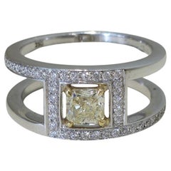 18k White Gold Ring