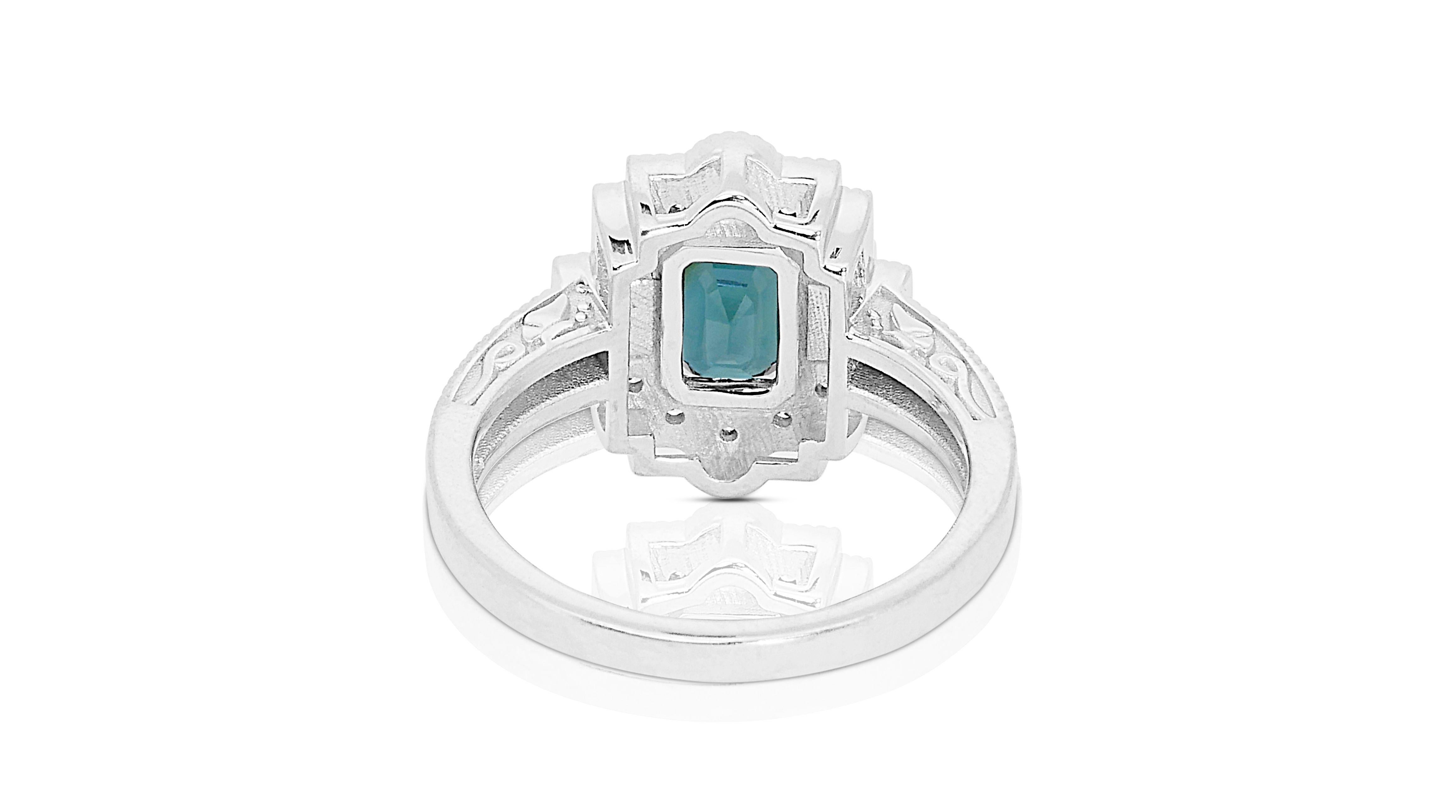 18k White Gold  Ring w/ 1.74 Carat Tourmaline & Natural Diamonds IGI Certificate For Sale 3