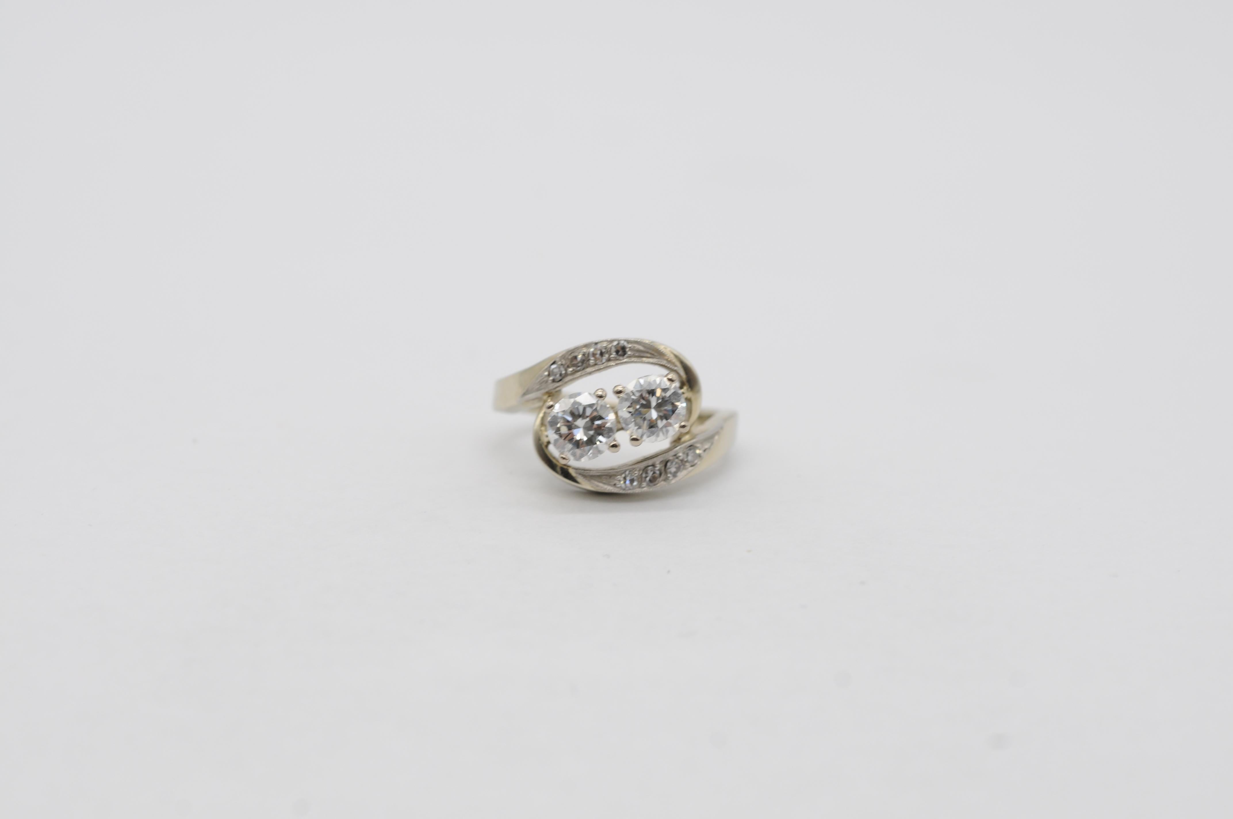 Anillo de oro blanco de 18 quilates con diamantes talla brillante total de 0,50 quilates, F-G, VVS2-VS1 en venta 2