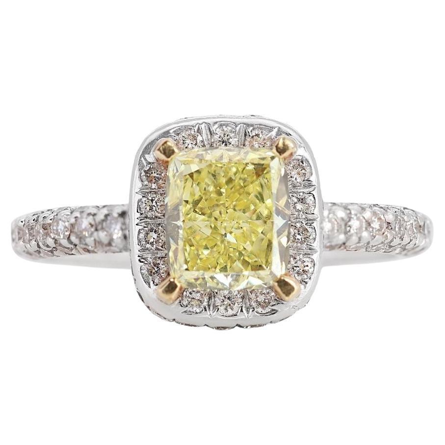 18K White Gold Ring with 1.91 Natural Diamonds and Fancy Intense Yellow Diamond