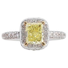 18K White Gold Ring with 1.91 Natural Diamonds and Fancy Intense Yellow Diamond