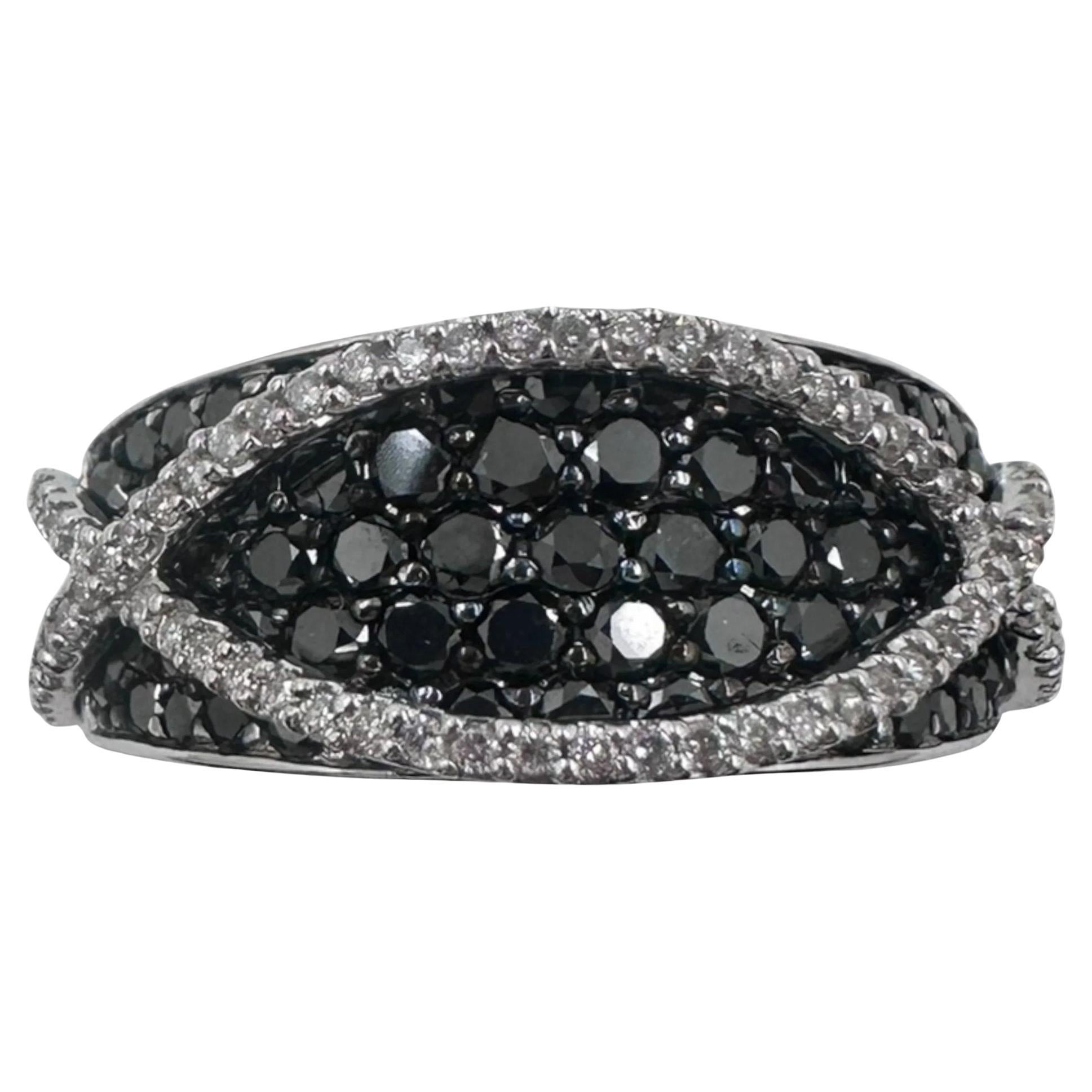 18K White Gold Ring with Black Diamonds. (Size 7.00)