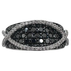 18K White Gold Ring with Black Diamonds. (Size 7.00)