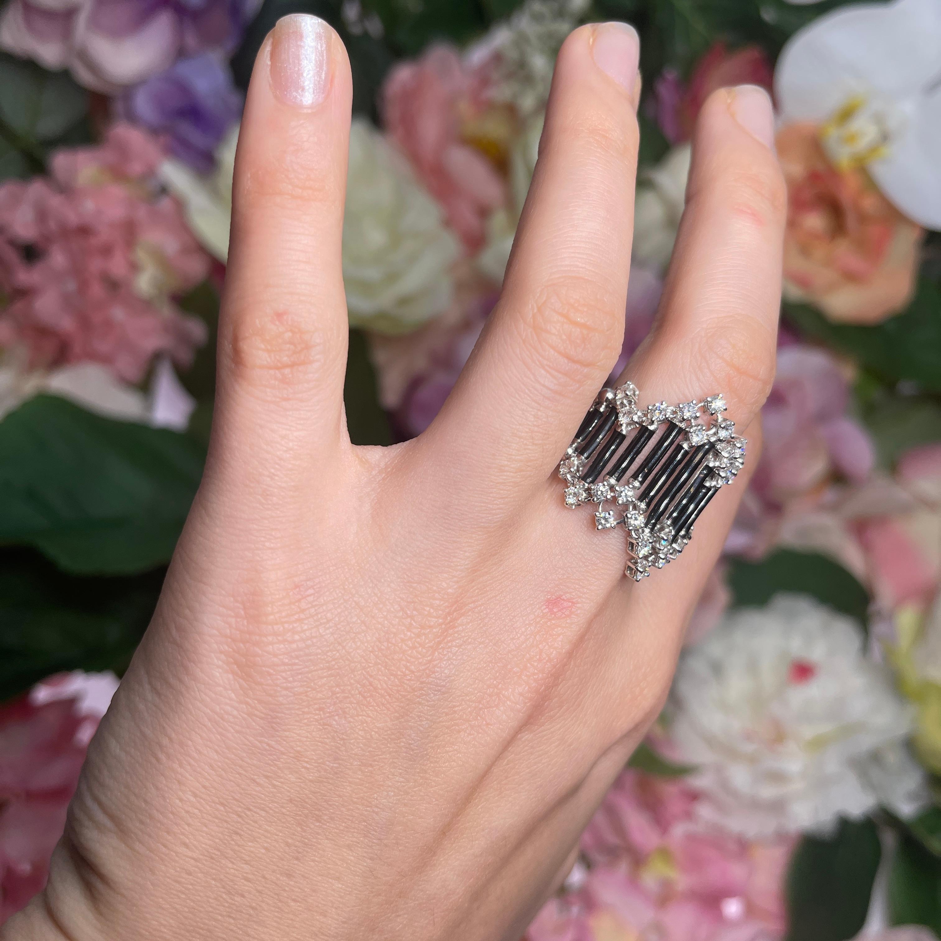 18K White Gold Ring with Black Enamel and Diamonds For Sale 2