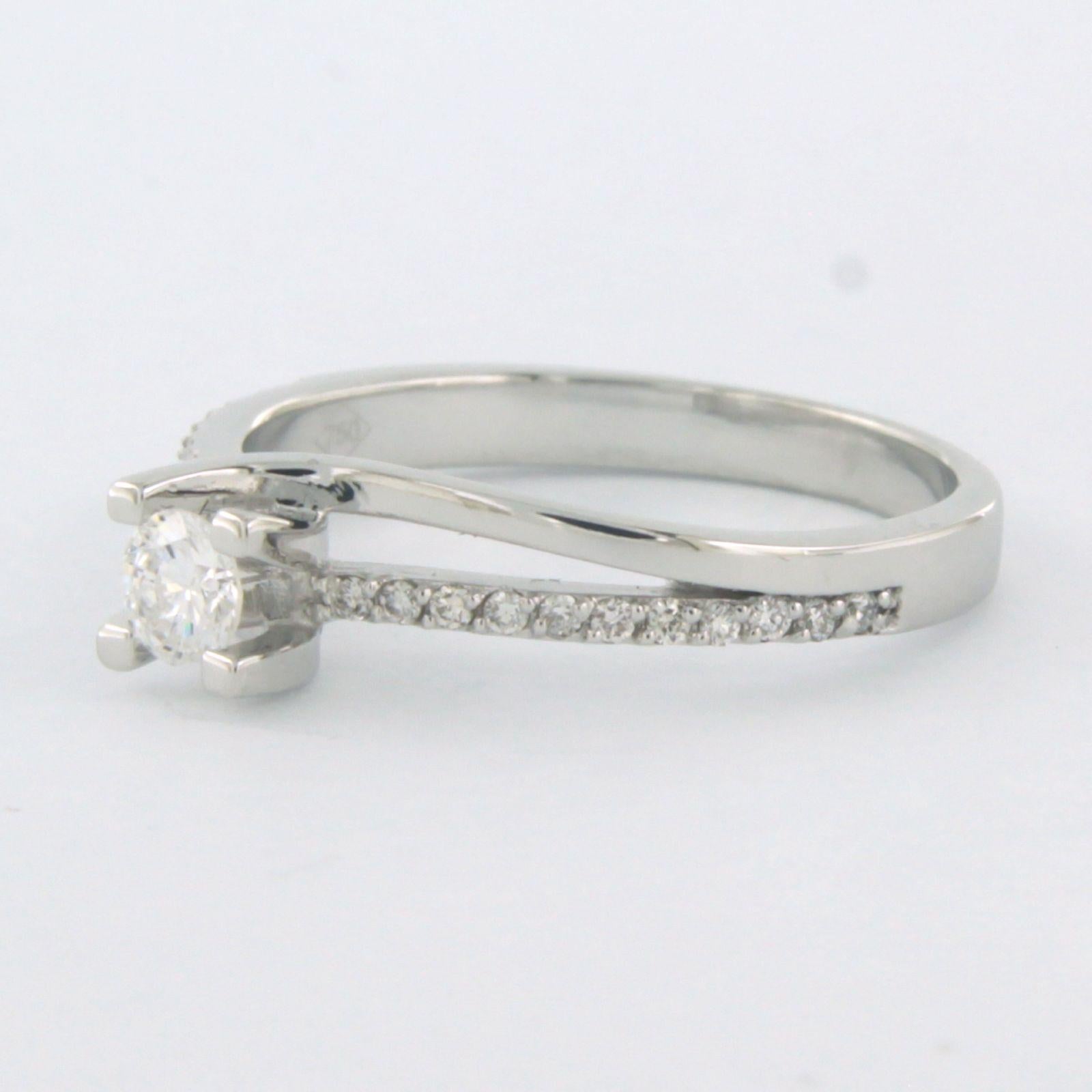 Brilliant Cut 18k white gold ring with brilliant cut diamond. 0.32ct For Sale
