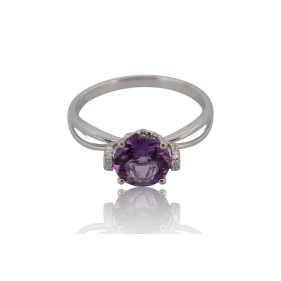 18 Karat Weißgold Ring mit Diamanten und Amethyst (Brillantschliff) im Angebot