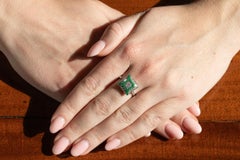 18k White gold ring with diamonds and green enamel.