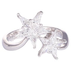 18K White Gold Ring with Double Star Design and Diamonds