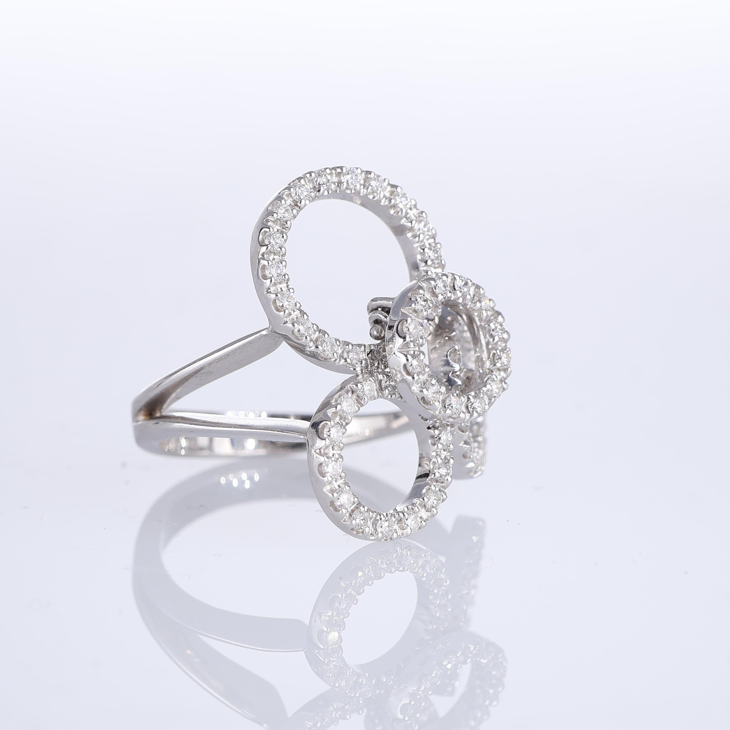 Brilliant Cut 18K White Gold Ring with Four Diamond Pavé Circles For Sale