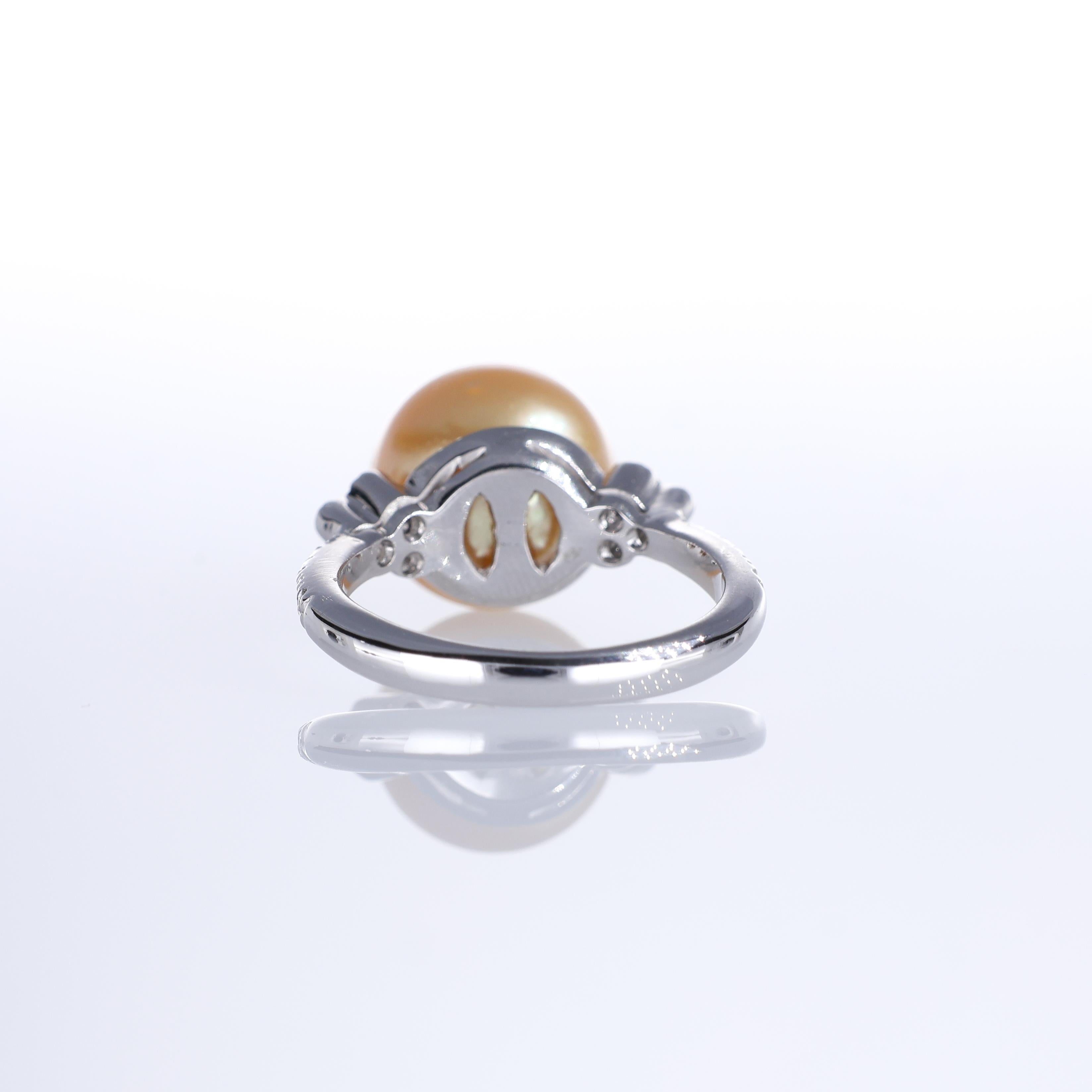 Women's or Men's 18K White Gold Ring with Golden Pearl and Diamonds For Sale