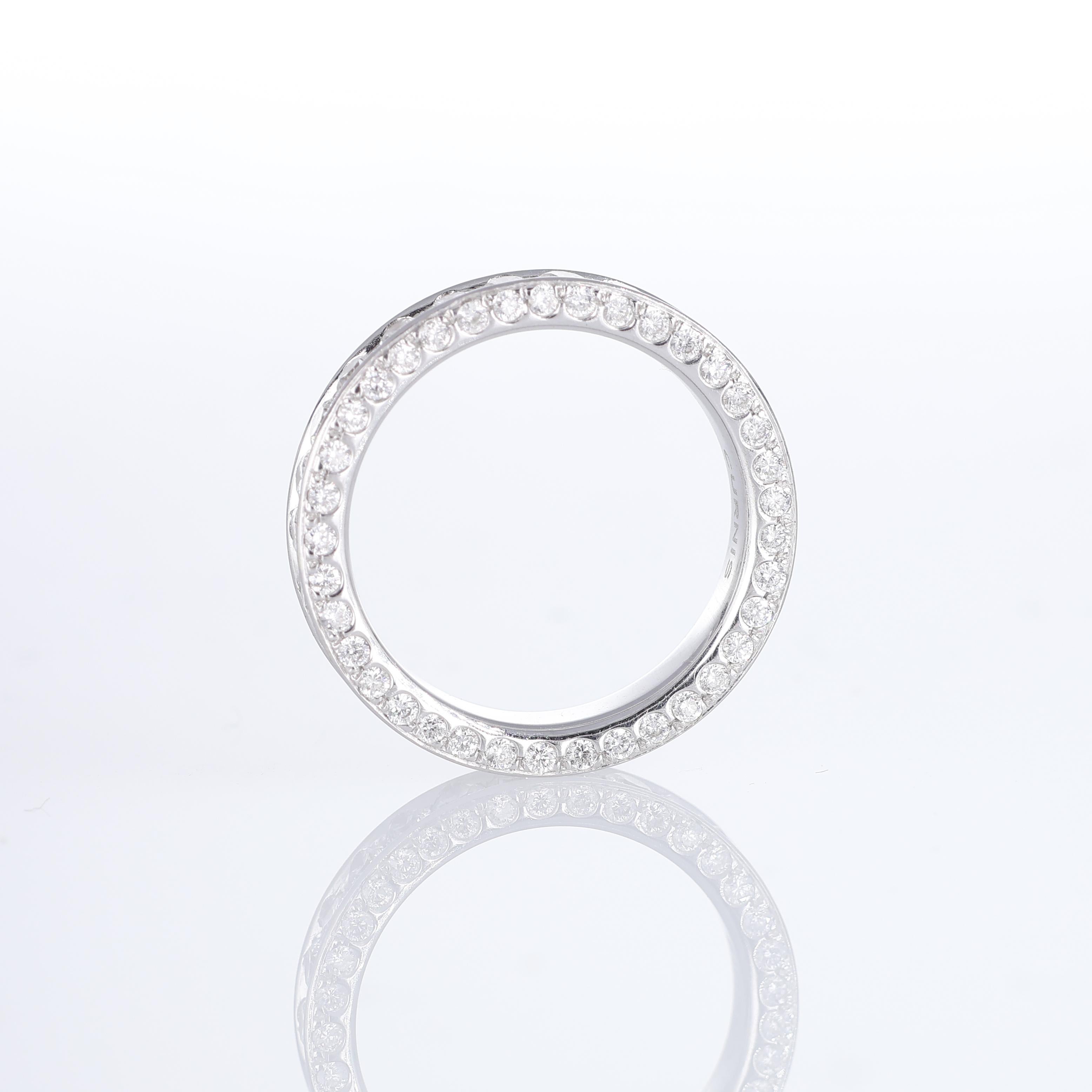 Women's or Men's 18K White Gold Ring with Natural Brilliant-Cut Diamonds For Sale