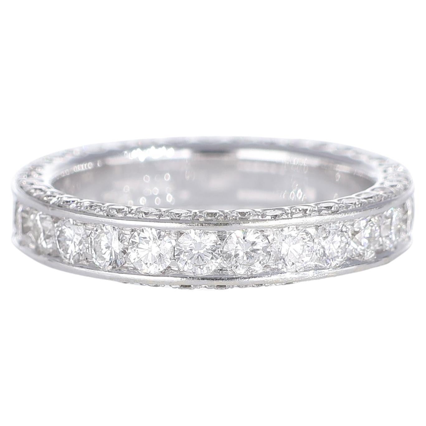 18K White Gold Ring with Natural Brilliant-Cut Diamonds