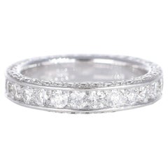 18K White Gold Ring with Natural Brilliant-Cut Diamonds