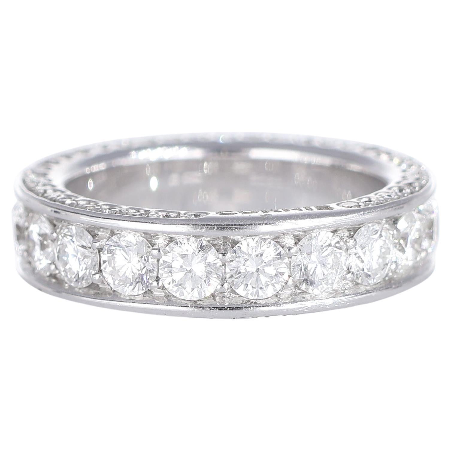 IMPORTANT NOTE:
✔ No additional costs will be added to this order.
✔ Shipping and customs duties are fully covered by us.
--------------------
This exquisite 18K white gold ring showcases a timeless design adorned with a stunning array of natural