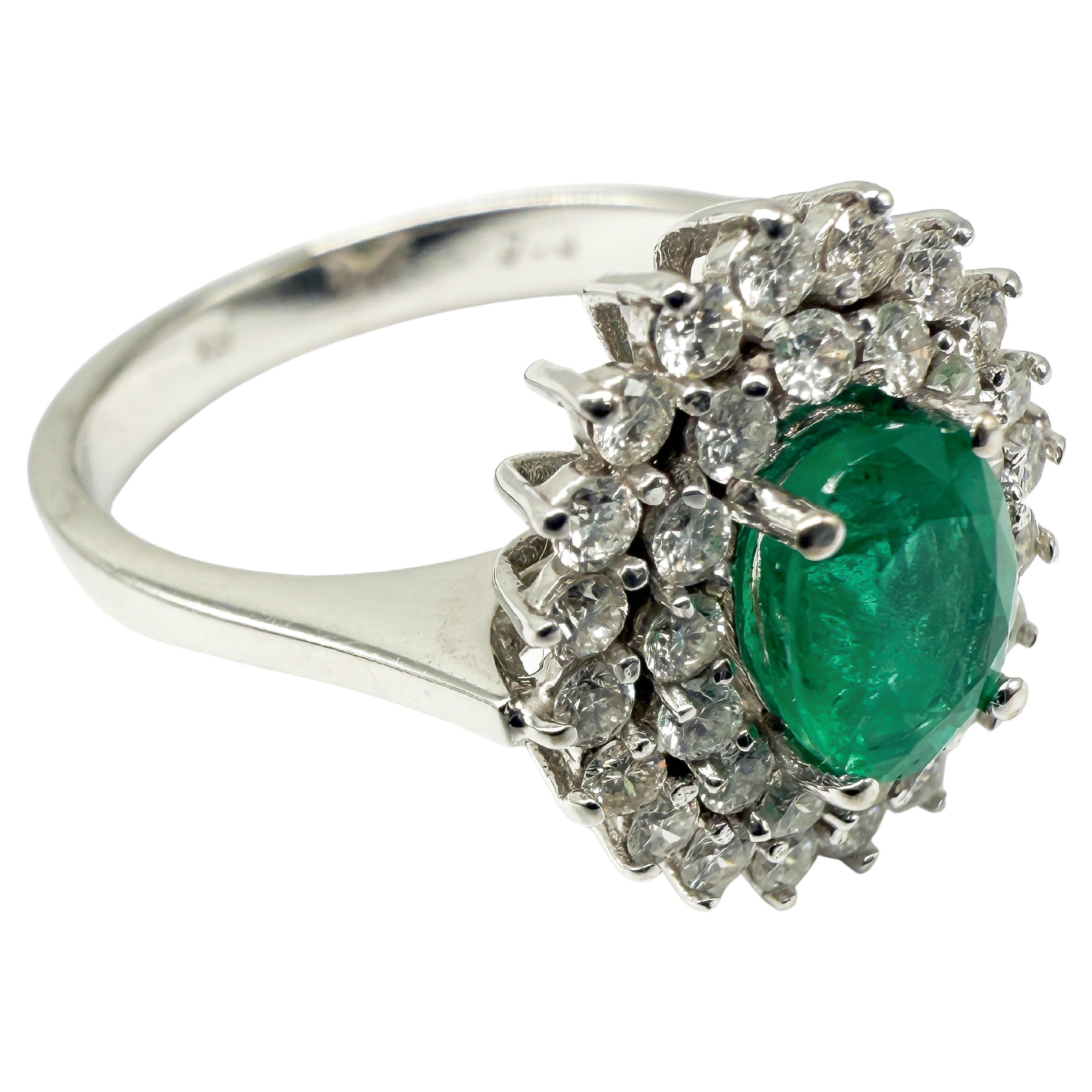 18K White Gold Ring with Natural Emerald and Diamonds