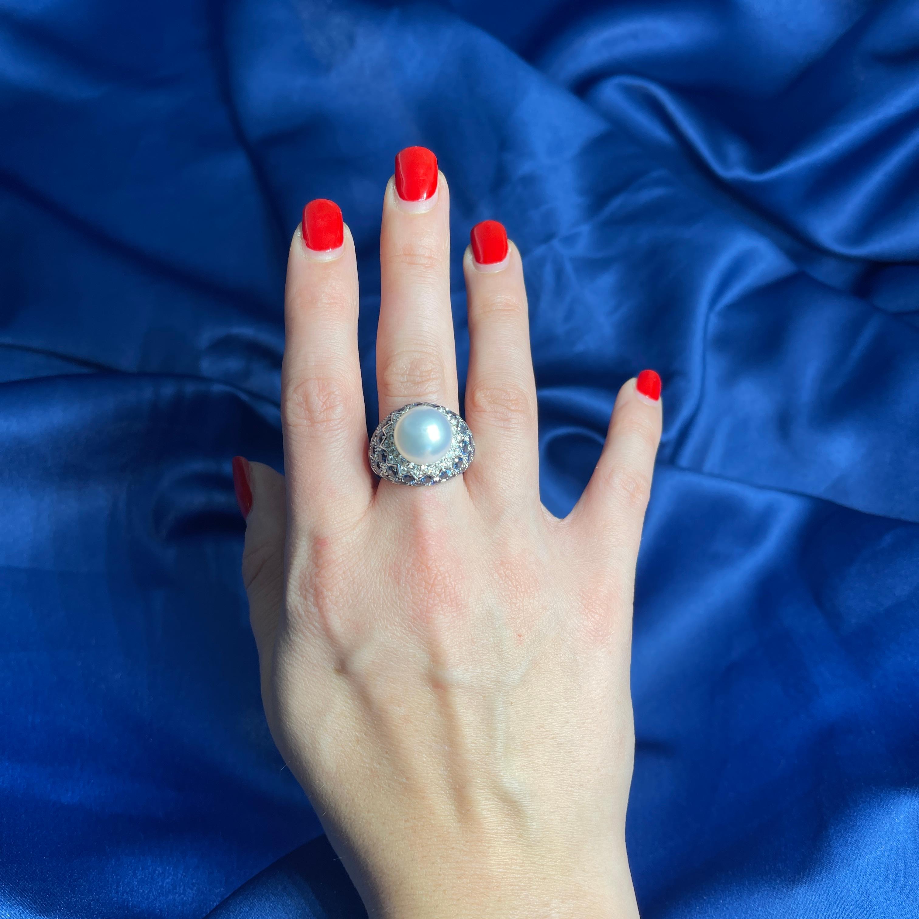 18K White Gold Ring with Pearl, Diamonds, and Sapphires For Sale 1