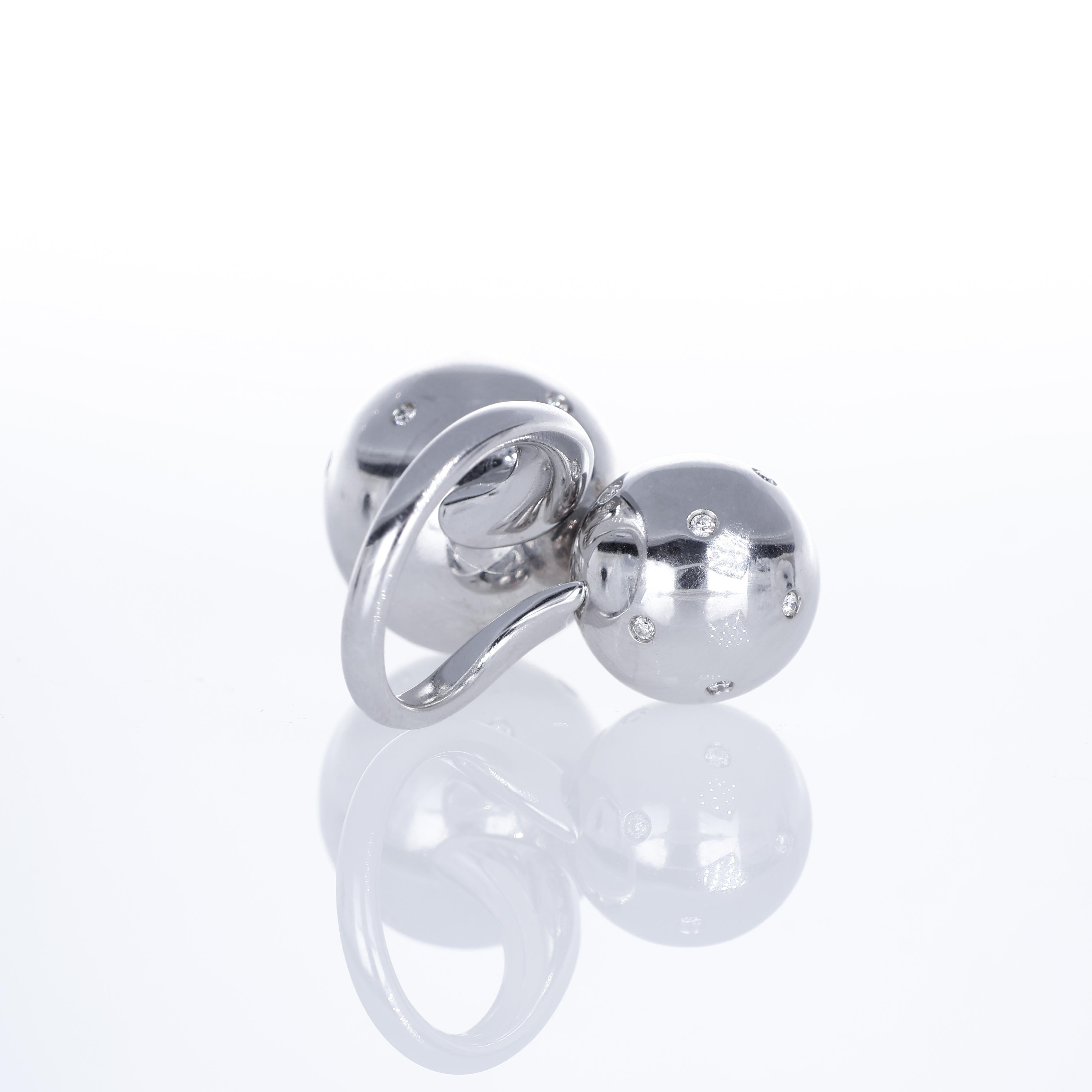 18K White Gold Ring with Removable Diamond-Set Spheres For Sale 1