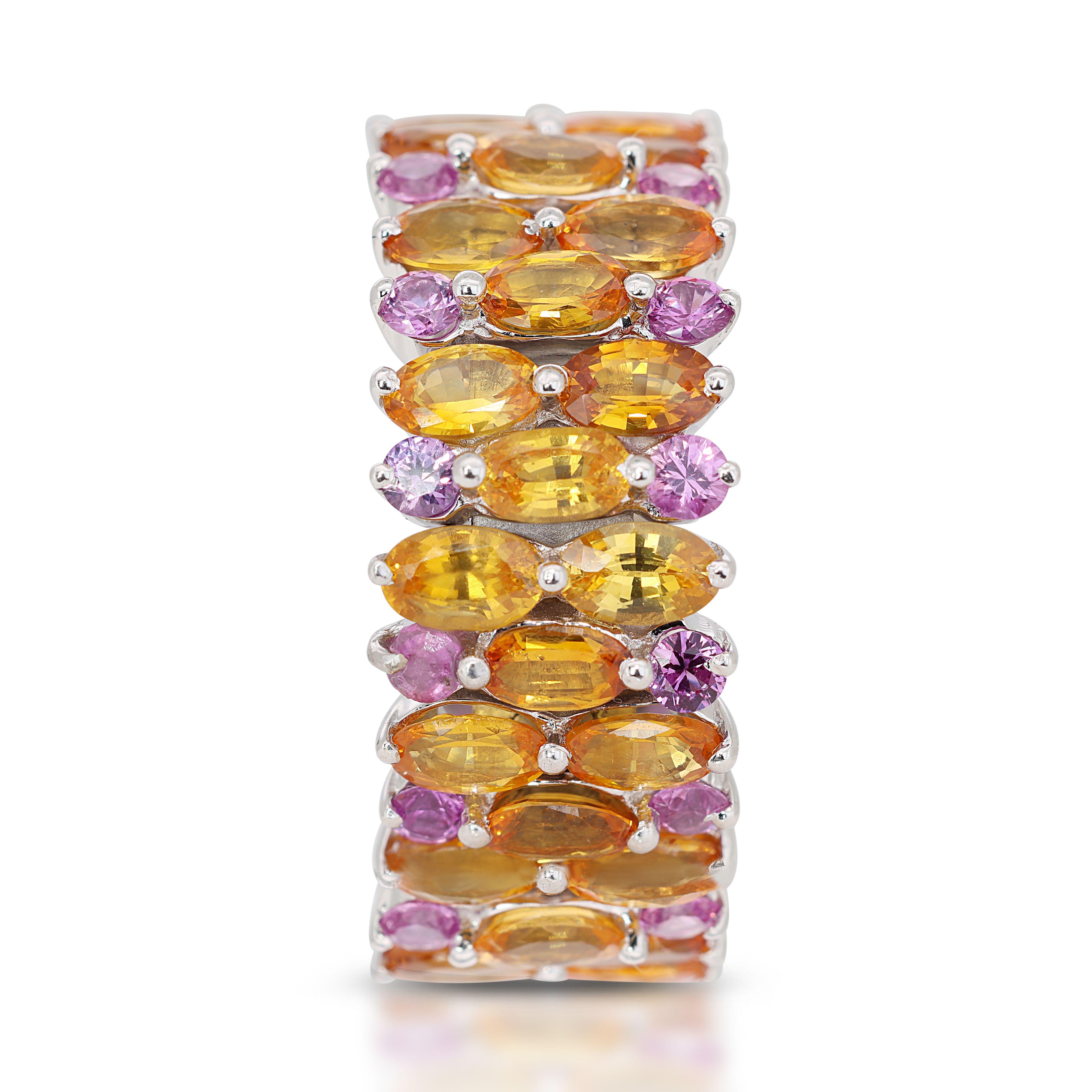 18K White Gold Ring with Vibrant Citrine and Amethyst In Excellent Condition For Sale In רמת גן, IL