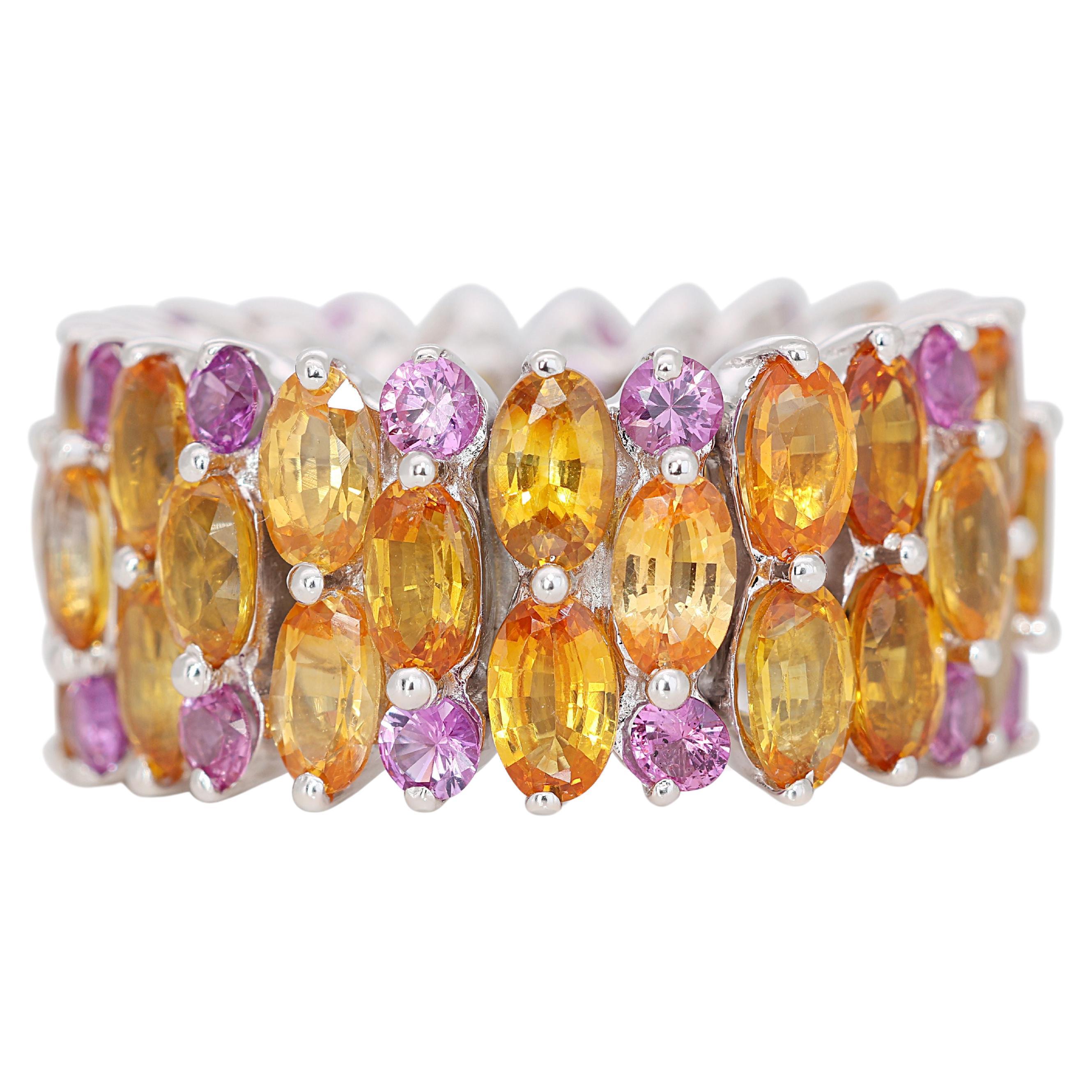 18K White Gold Ring with Vibrant Citrine and Amethyst For Sale