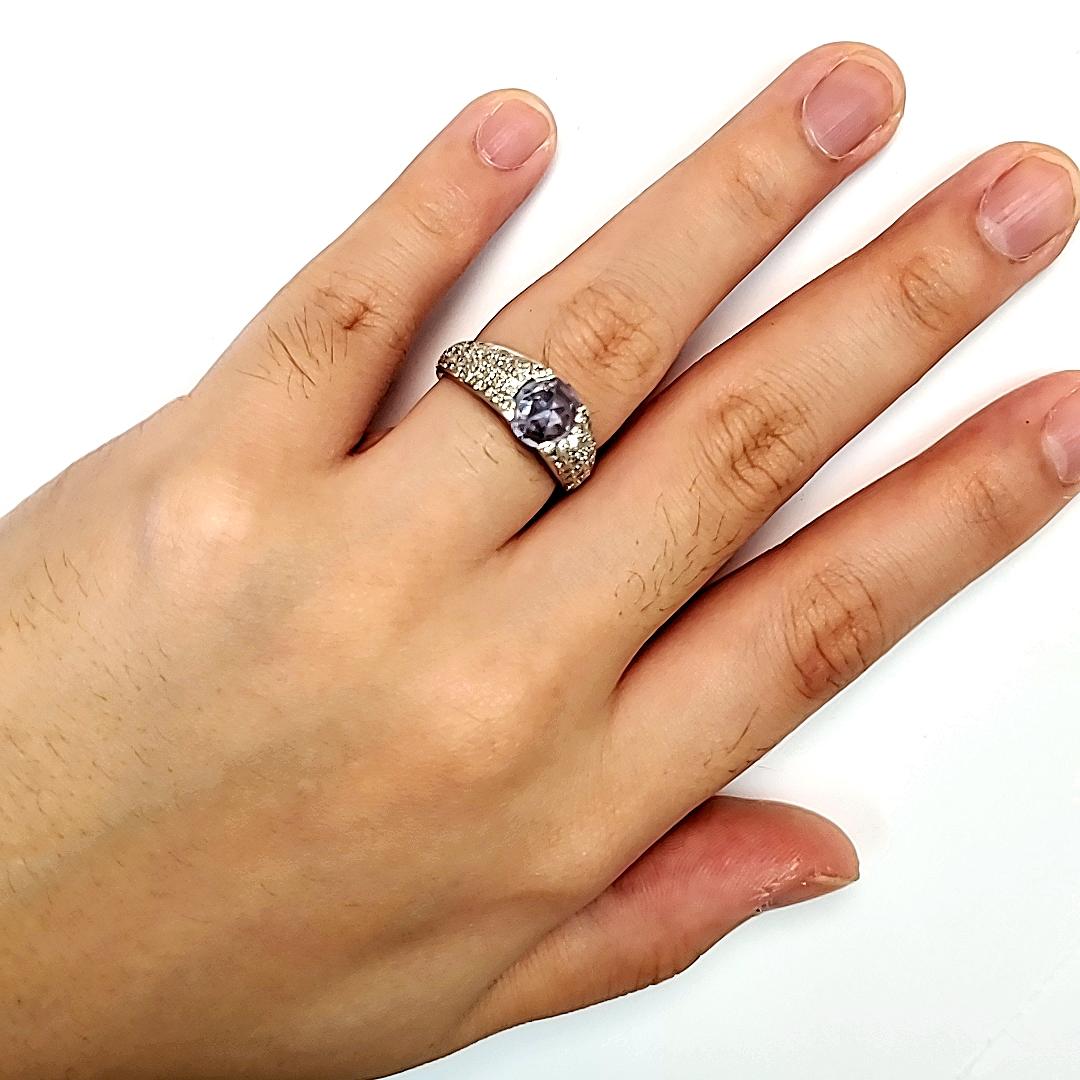 Bague de fiançailles en or blanc 18 carats avec saphir bleu taille rose de 1,83 carat en vente 1