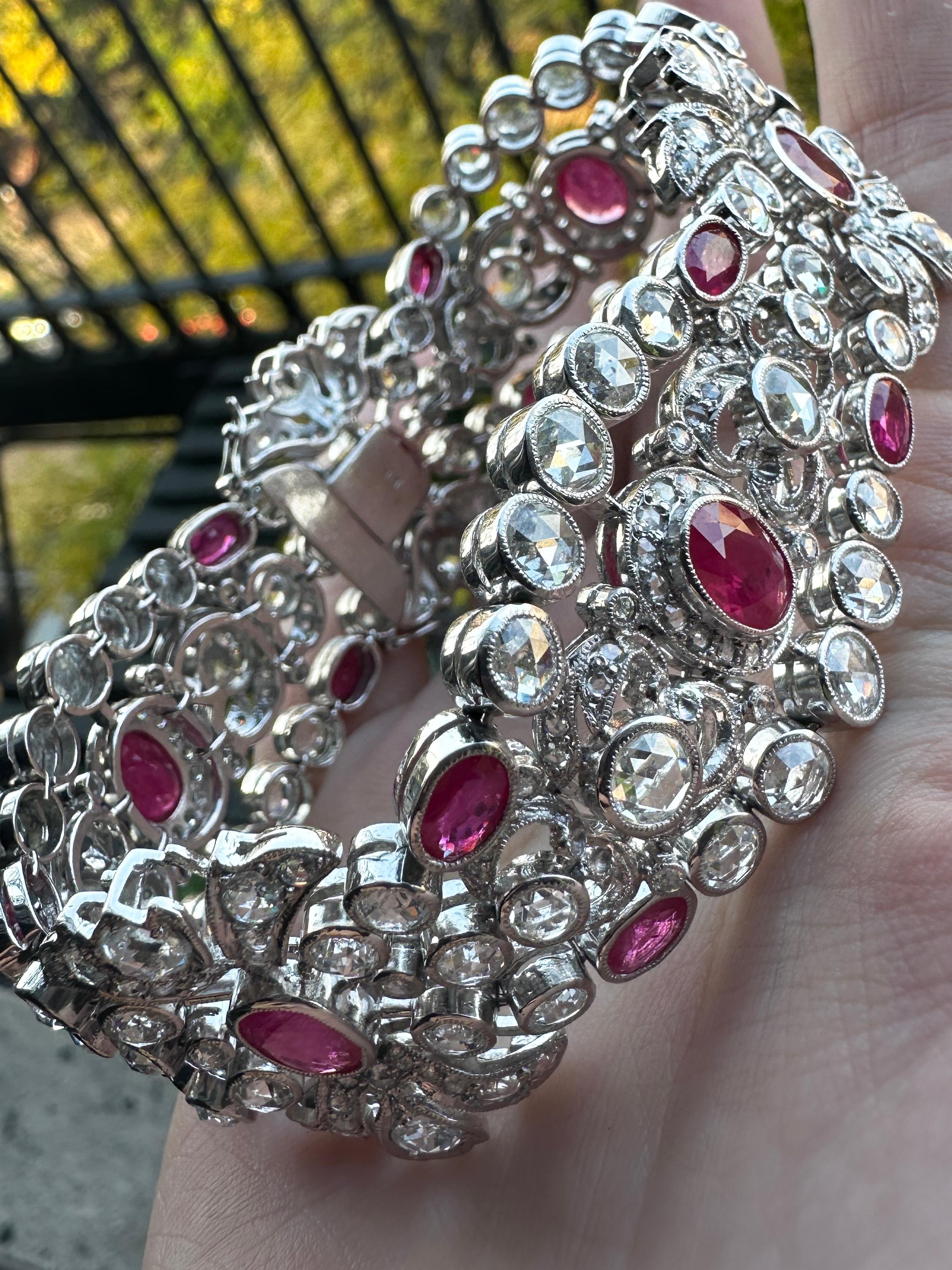 Bracciale con diamanti e rubini taglio rosa in oro bianco 18 carati in vendita 5