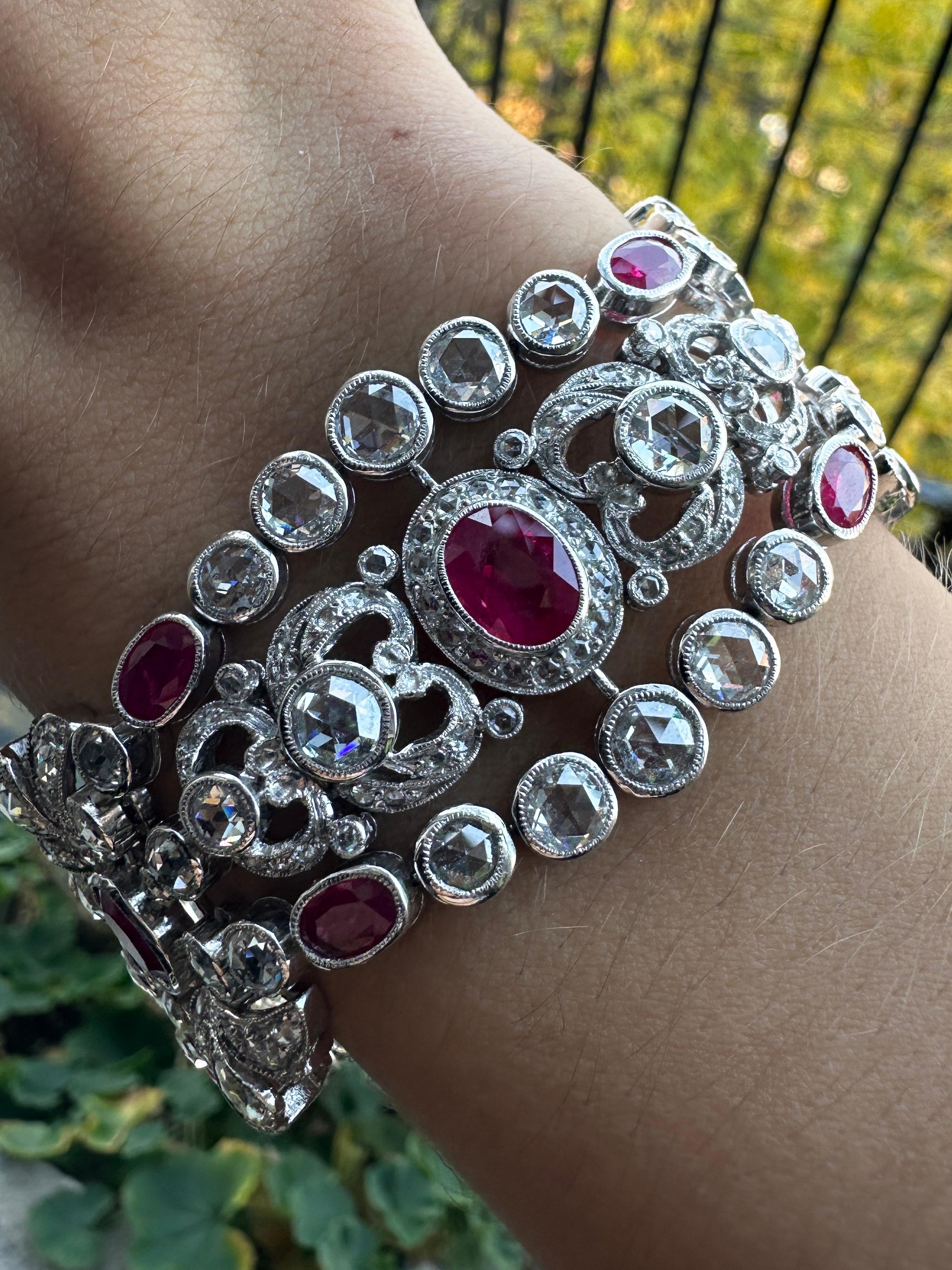 Bracciale con diamanti e rubini taglio rosa in oro bianco 18 carati in vendita 3