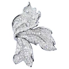 18K White Gold Rose-Cut Diamond Maple Leaf Ring