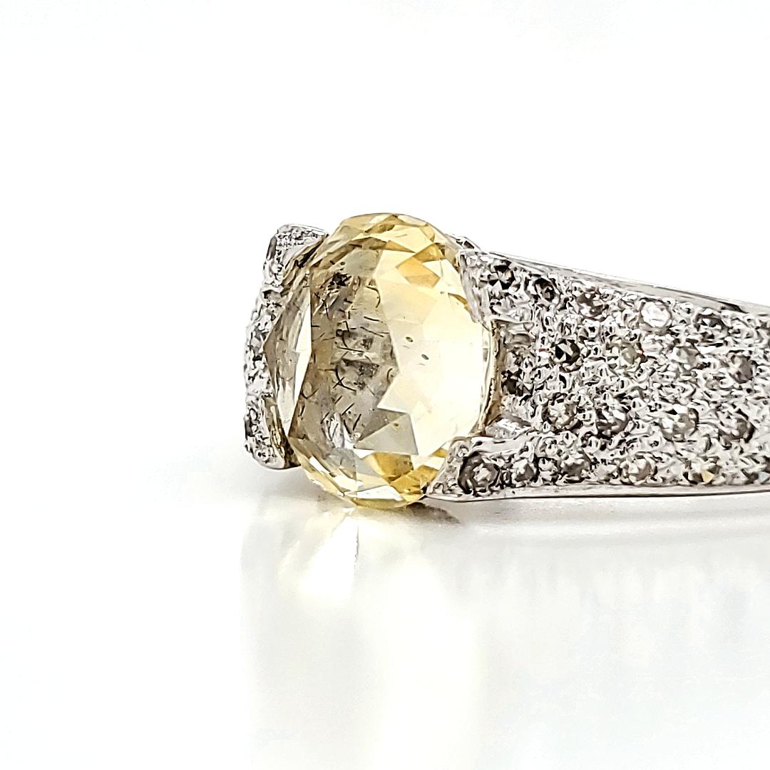 Women's 18k White Gold Rose-Cut Yellow Sapphire 2.07 cts Diamond Engagement Ring For Sale