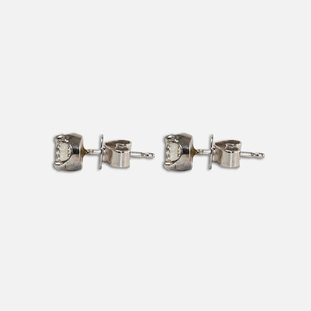 Boucles d'oreilles en or blanc 18 carats diamant à taille ronde et brillante 0.80ct Unisexe en vente